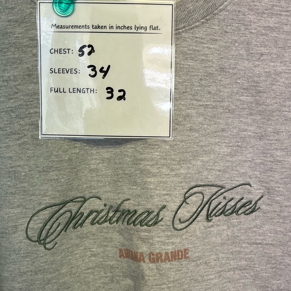 Ariana Grande Christmas Kisses Gray Sweatshirt - Picture 4 of 5
